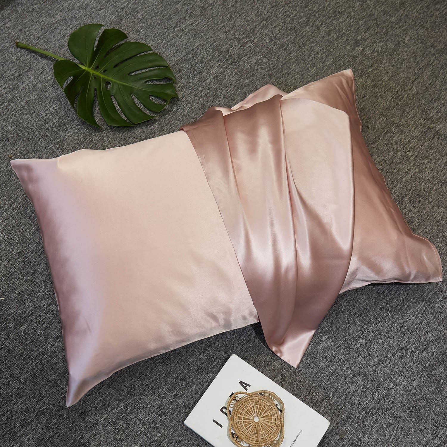 Silk vs. Satin Pillowcases for Hair: Why Choose Silk?