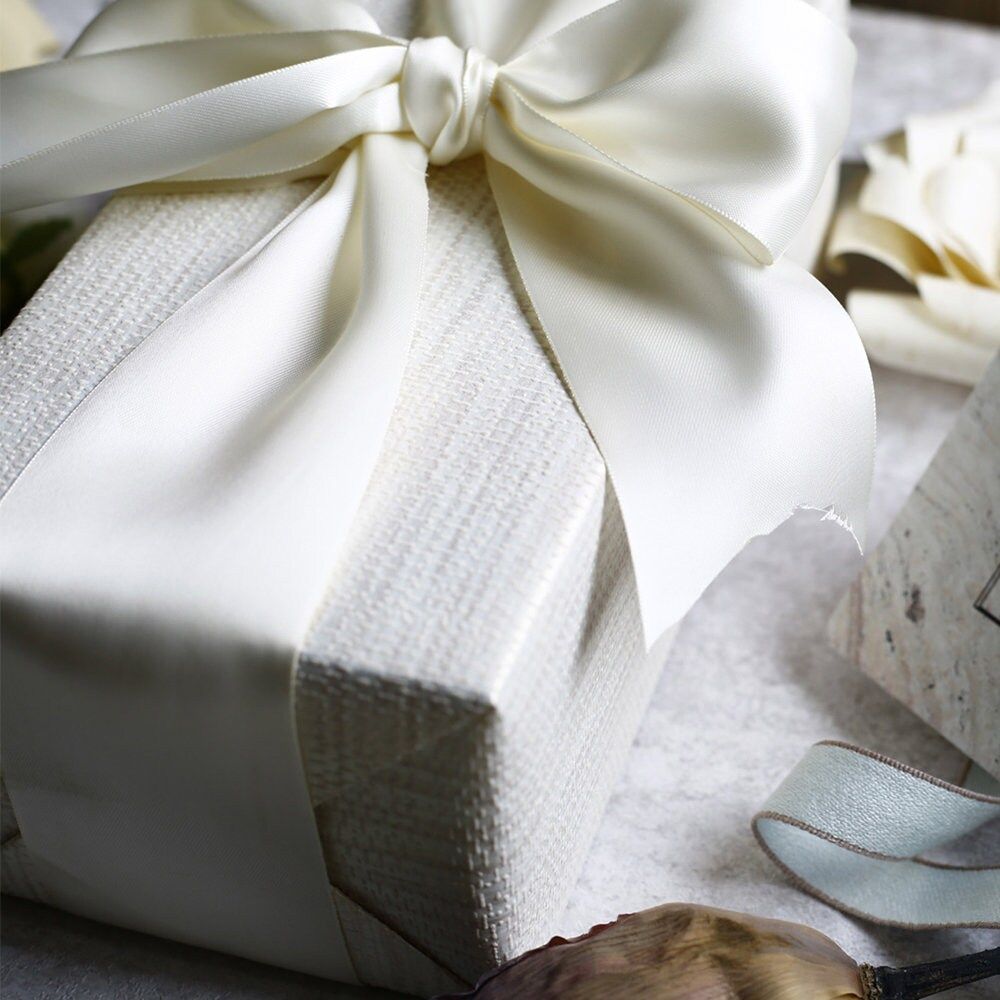Bulk Silk Ribbon Unveiled: Discover its Benefits, Uses, and Buying Strategies - VAZASILK