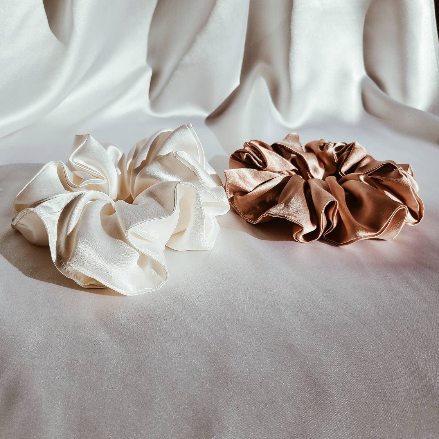 The Top Silk Scrunchies and Hair Curlers for Effortless Style and Comfort - VAZASILK