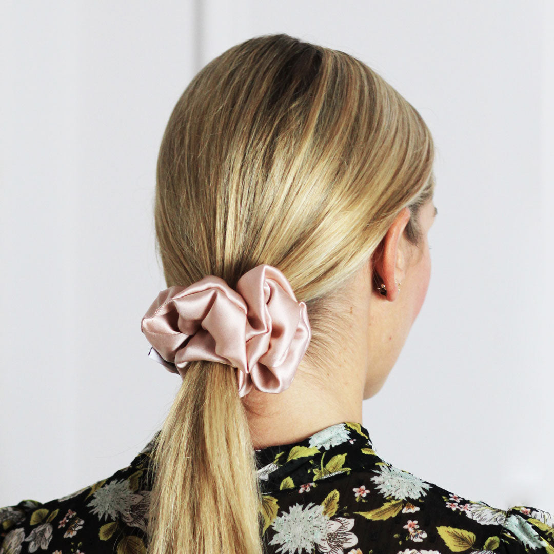 The Scrunchies Comeback: My Favorite Way To Wear Them