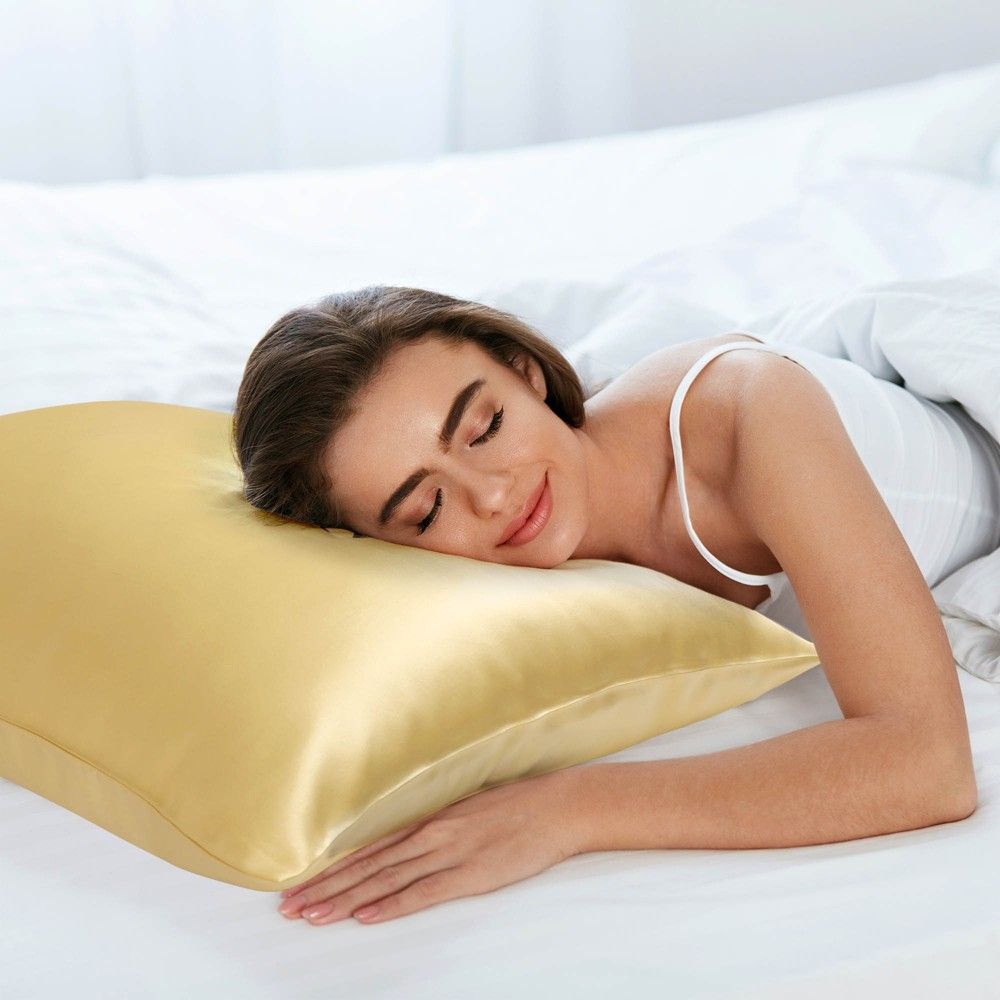 Mastering the Care of Your Silk Pillowcase
