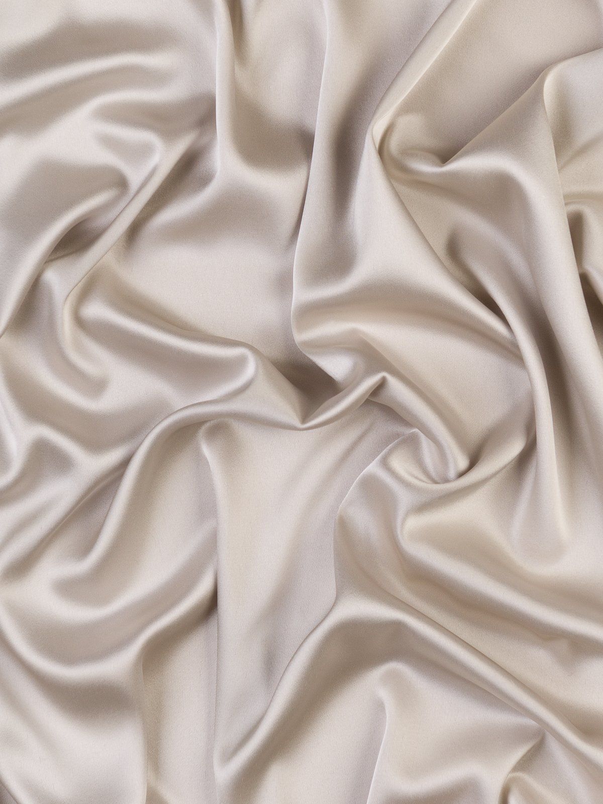 Nurturing Elegance: Vazasilk's 22 Momme Silk Zippered Pillowcase Care