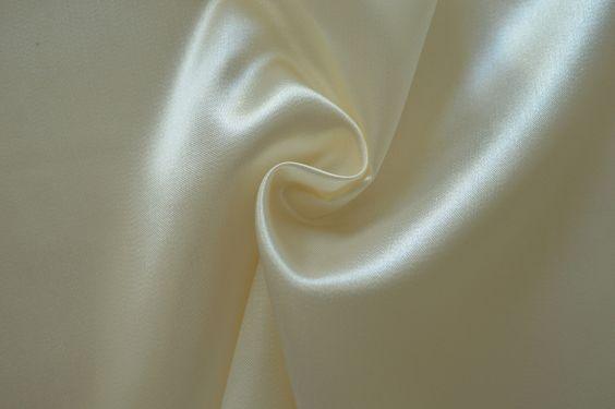 Why Silk is Beneficial for Skin and Hair Health - VAZASILK