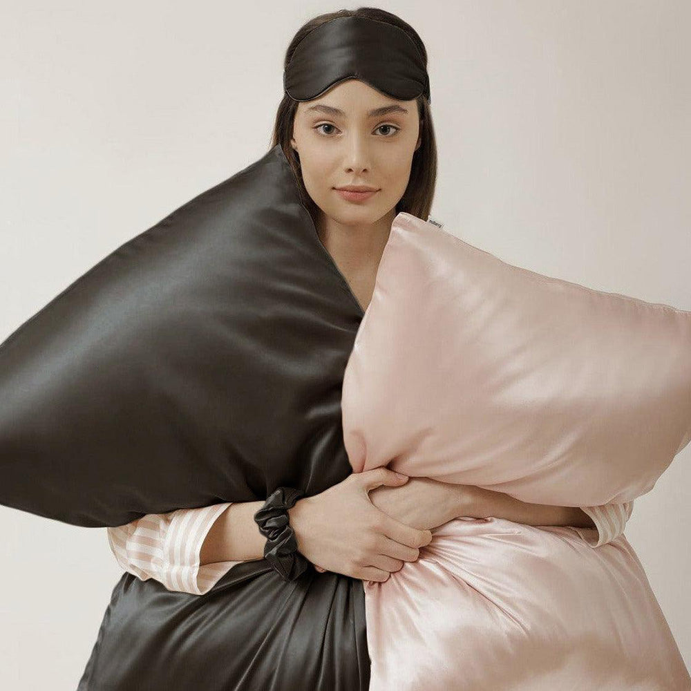 22 Momme Silk Pillowcase - Black