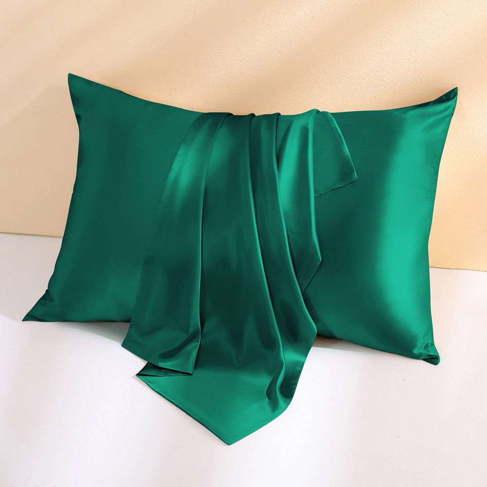غطاء وسادة حرير 22 Momme - أخضر داكن